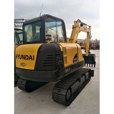 Использованная экскаваторная машина HYUNDAI 60 Вес 10000 кг и низкий рабочий час 2001-4000