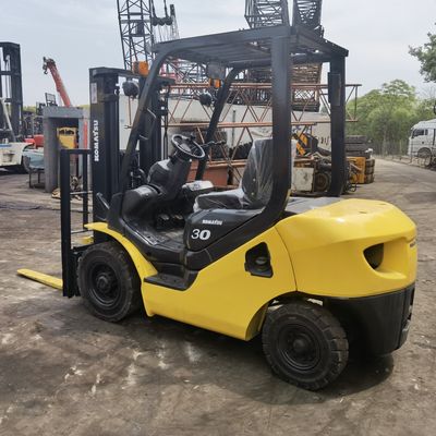 Ручной источник питания 3 тонны Komatsu FD30 вилочная погрузка для плавной работы склада