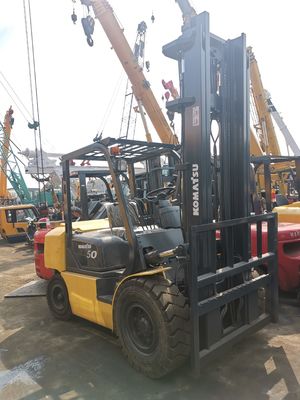 Самые продаваемые подержанные вилочные погрузчики Komatsu 2,5 тонны 3,5 тонны 5 тонн в хорошем состоянии