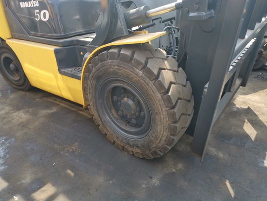 Самые продаваемые подержанные вилочные погрузчики Komatsu 2,5 тонны 3,5 тонны 5 тонн в хорошем состоянии