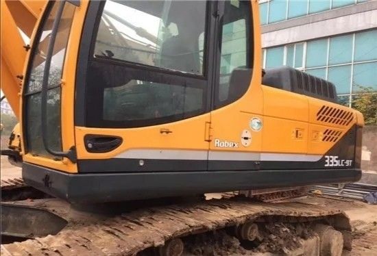 Подержанный Hyundai 335LC-9 экскаватор 4м3 емкость ведра и оригинальный гидравлический клапан