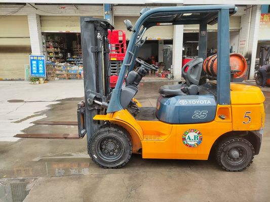 Подержанный погрузчик Toyota 30 3t 3-ступенчатый 2,5-5t Дизель/электрический Komatsu TCM Mitsubishi Fork