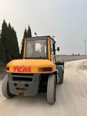 8тонный вилочный погрузчик TCM FD80 в Шанхае с обычными размерами и шириной вилки