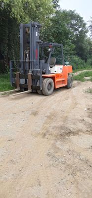 В хорошем состоянии Подержанный погрузчик TCM FD70 7000 кг Вес Дизельного двигателя Источник питания