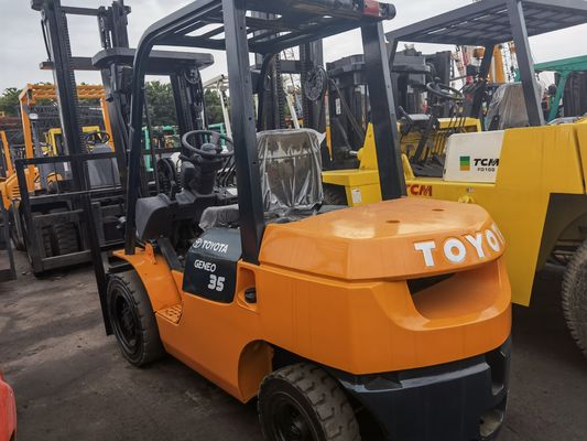 Подержанный Toyota 3,5 тонны FD35 Дизельный вилочный погрузчик на Шанхайской площадке с 3500 кг шириной вилки