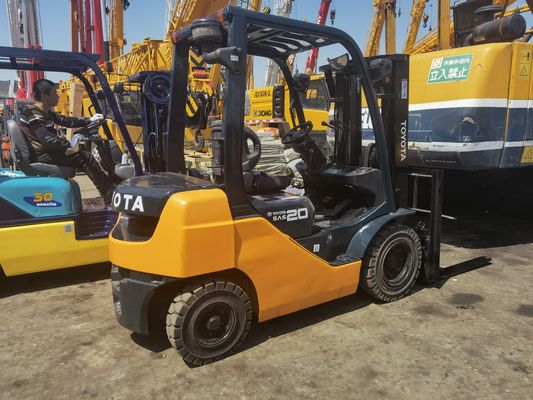 2000 кг Toyota 8f20 Вилочная погрузка Прямая продажа 2,5 тонны 3 тонны 4 тонны 7 тонн 10 тонн Скидка На складе