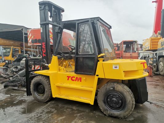 Подержанный вилочный погрузчик TCM FD70Z8 с автоматическими зубами и дизельным двигателем в Шанхае
