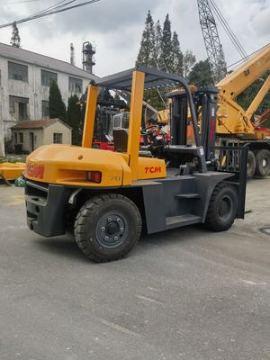 Подержанный 7 тонный вилочный погрузчик ТКМ FD70 Япония Использованный ТКМ 2,5 т 3 т 5 т 7 т в магазинах одежды