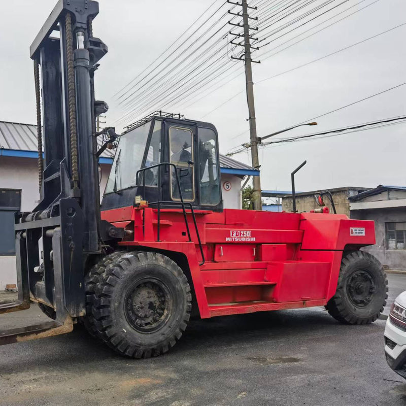 Подержанный Mitsubishi FD250 25 тонн Дизельный вилочный погрузчик Общие размеры 3254*1086*2000