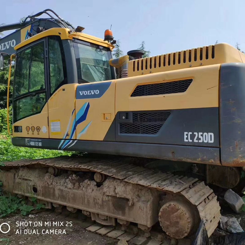 Использованный гидравлический экскаватор Volvo EC250 с низким рабочим временем в Шанхае