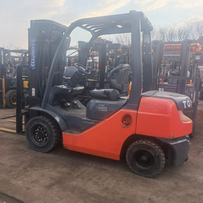 2.5 тонн Toyota Forklift FD30 для обработки материалов Год 2012 Печатные мастерские