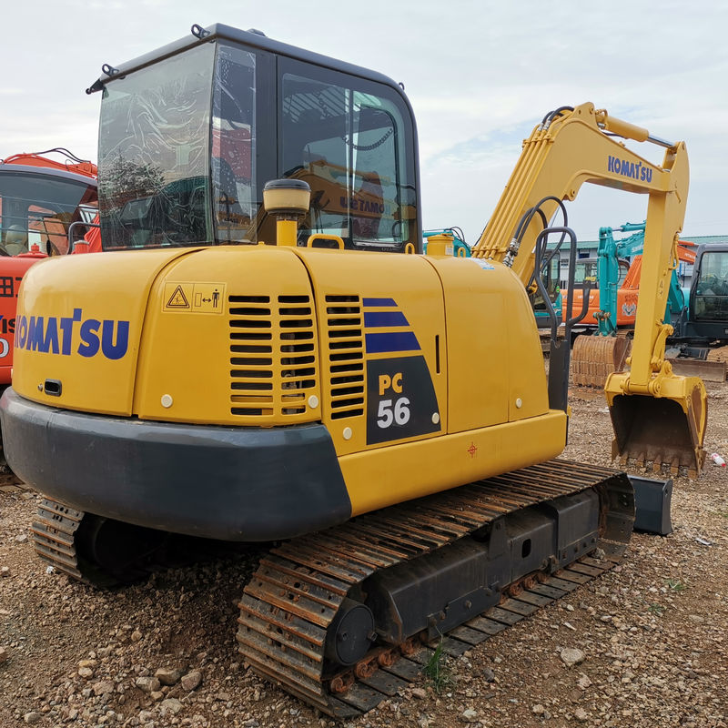Низкие часы Komatsu Pc56-7 Использованный экскаватор в Шанхае с оригинальным гидравлическим клапаном