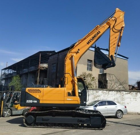 20 тонн рабочего веса Подержанный оригинальный экскаватор Hyundai 220LC-9S для быстрой доставки