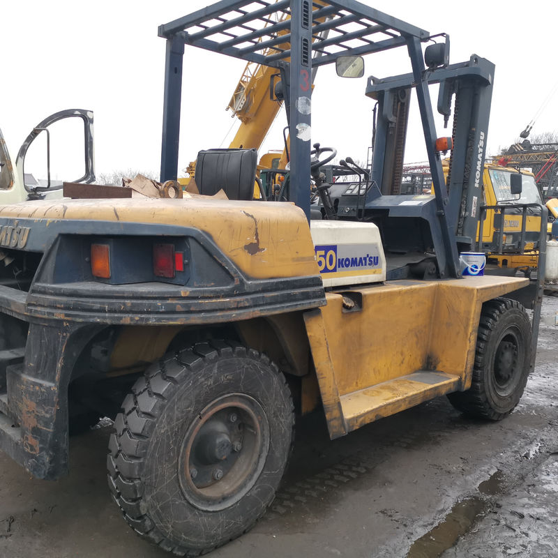 Продукт Япония произведена Япония Использованный Komatsu 5-тонные вилочные погрузчики FD50 5-тонные вилочные погрузчики в Японии
