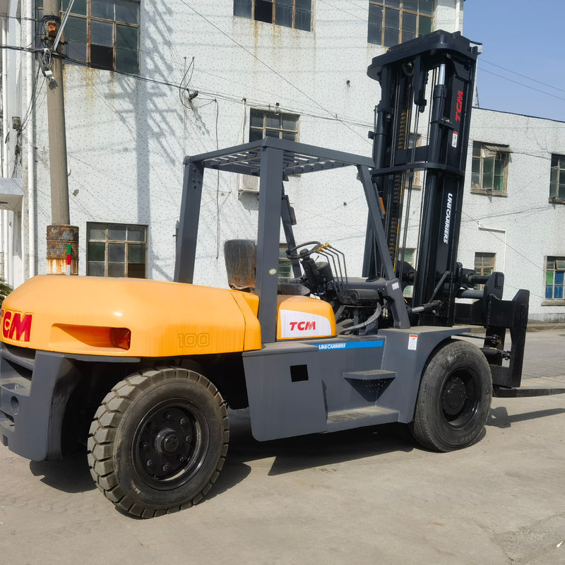 TCM FD100 10T Подержанный дизельный вилочный погрузчик 5м Мачта 6 метров Высота с боковым смещением 10000 кг Вес