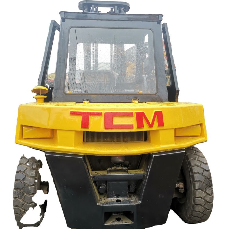 Подержанный вилочный погрузчик TCM FD70Z8 с автоматическими зубами и дизельным двигателем в Шанхае